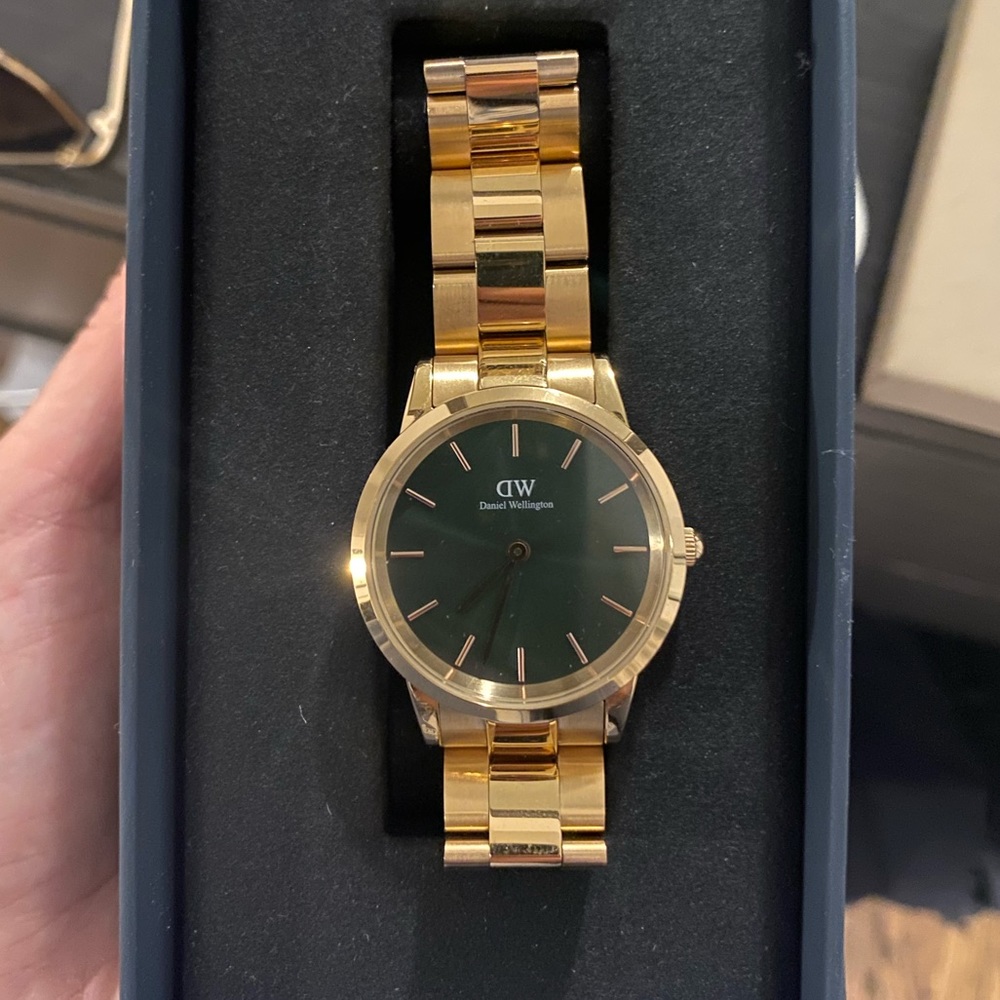 Daniel Wellington Rose Gold Watch